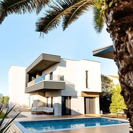 Luxury Palermo Willa *